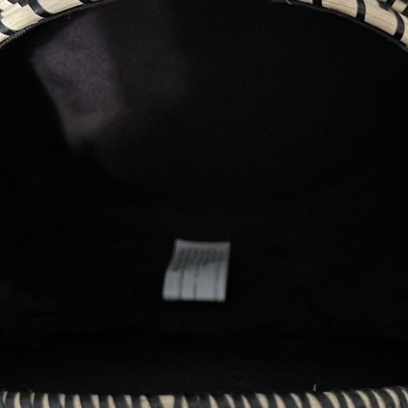 BLACK AND TAN ROUND RATTAN PURSE - Picture 6 of 12